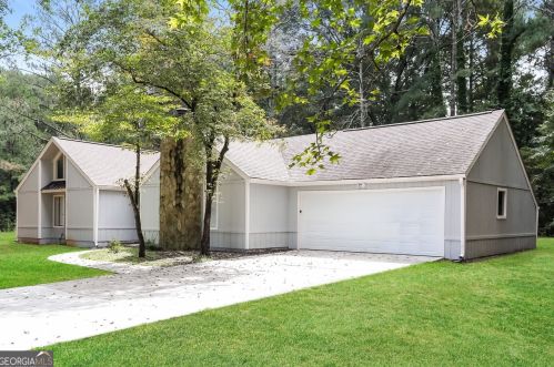 1031 Apple Orchard Dr, Conyers GA  30013-4605 exterior