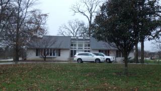 4039 Chinkapin Oak Dr, Smithton, IL 62285-3743