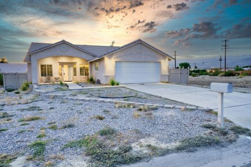 16087 Bubbling Wells Rd, Desert Hot Springs, CA 92240-7040