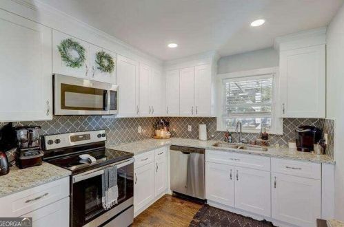 764 San Fernando Dr, Smyrna GA  30080-1435 exterior