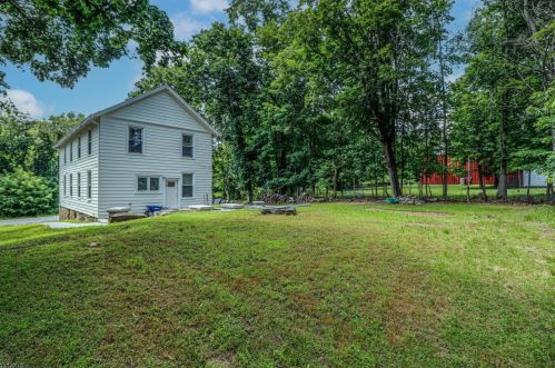 1 Lilac Dr, Flemington, NJ 08822-7048