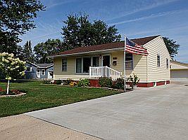 128 Kellogg Ave, Kewanee, IL 61443-3733