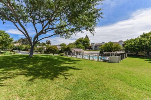 6 Sunshine, Irvine, CA 92603-3755