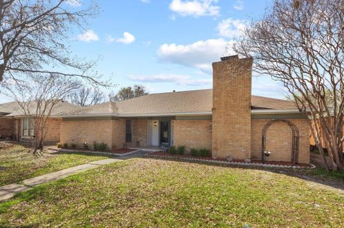 2615 Medina Dr, Carrollton, TX 75007-5902