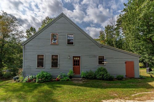 2 Otis Rd, Somersworth, NH 03878-2314