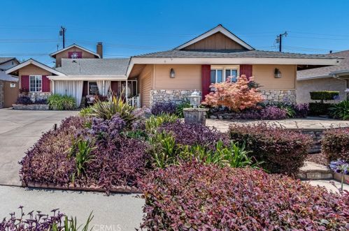 16130 Woodbrier Dr, Whittier, CA 90604-3764