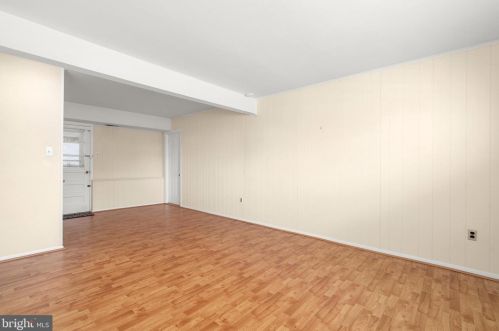 46 Copperfield Dr, Trenton NJ  08610-2031 exterior