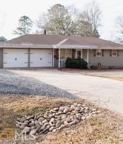 1408 Lake Paradise Rd, Villa Rica, GA 30180-4638