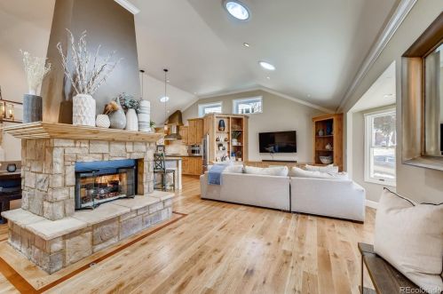 7075 Niagara Ct, Englewood CO 80112-1011 exterior