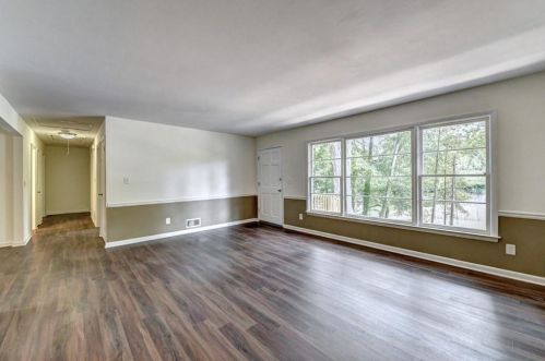 1110 Hope Rd, Atlanta GA  30350-2920 exterior