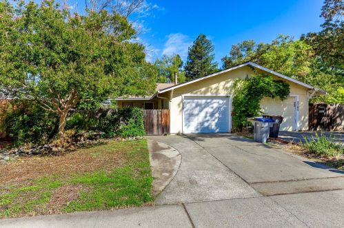 2707 Brandywine Pl, Davis, CA 95616-2904