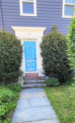 60 Prairie Ave, Middletown, RI 02840-3354