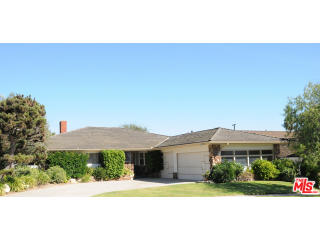 5220 Corning Ave, Los Angeles, CA 90056-1104