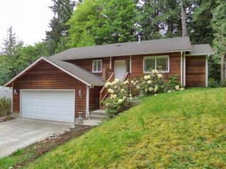13 Rocky Ridge Dr, Bellingham, WA 98229-7635