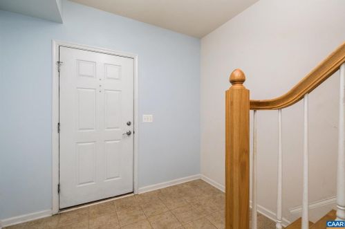 2120 Sundown Pl, Charlottesville, VA 22911-3571