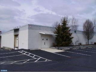 801 Commerce St, Reading PA  19608-1354 exterior