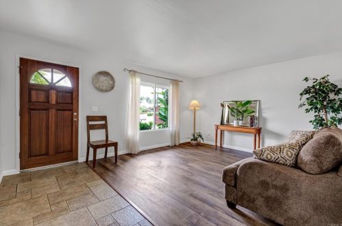 2015 Village Wood Rd, Encinitas, CA 92024-4340