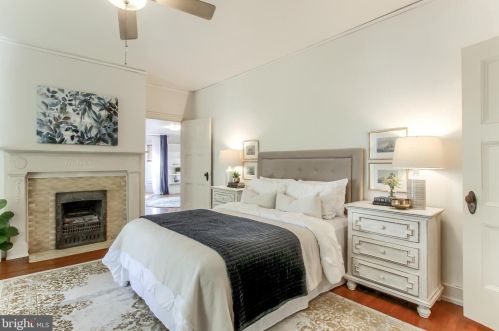 251 Hanover St, Carlisle PA  17013-1928 exterior