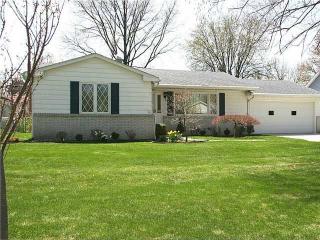 3707 Lynbrook Dr, Toledo, OH 43614-3636
