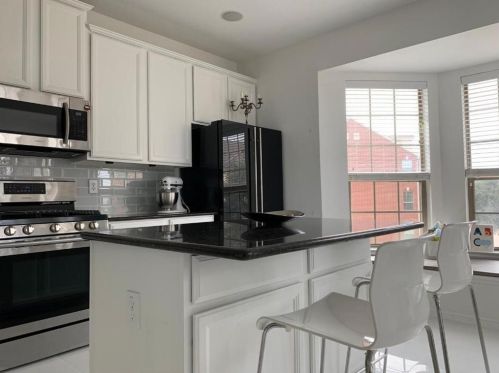 1495 Chase Ln, Irving TX  75063-3418 exterior