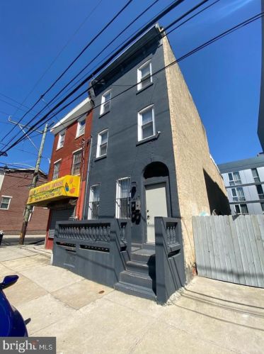 1447 Franklin St, Philadelphia, PA 19147-5738