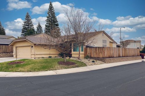 128 Austin Dr, Folsom, CA 95630-3503