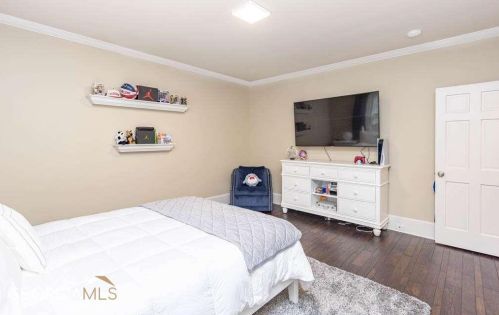 5465 Chelsen Wood Dr, Duluth GA  30097-2436 exterior