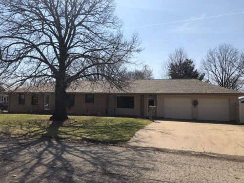 852 26th St, Rockwell, IL 61301-1047