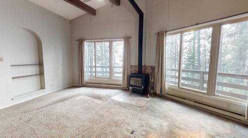 12689 Sierra Dr, Truckee, CA 96161-5029
