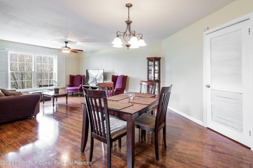 904 Buckingham Cir, Middletown NJ  07748-3467 exterior