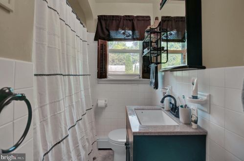 434 Moul Ave, Hanover PA  17331-1565 exterior