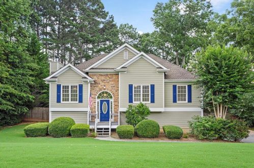 107 Sweetbriar Ct, Holly Springs, GA 30115-9172