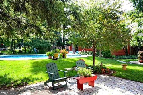 501 Baer Ave, Hanover PA 17331-2703 exterior