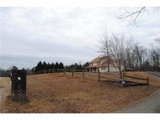 96 Mountain View Rd, Toccoa, GA 30577-7972