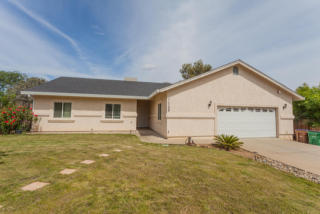 11789 Scott Rd, Redding, CA 96003-1315