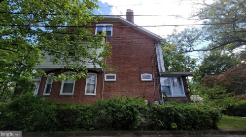 92 Beechwood Ave, Trenton NJ  08618-3404 exterior