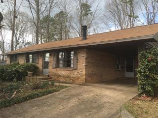 3544 Wesley Dr, Gainesville, GA 30506-1502