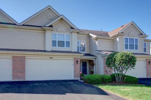 1966 Waverly Way, Boulder Hill, IL 60538-4125