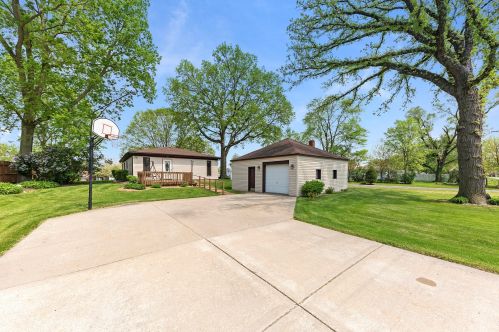 25002 Fryer St, Minooka, IL 60410-5079