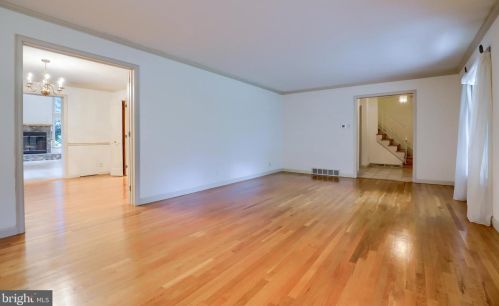 1455 Country Club Dr, Lancaster PA  17601-5211 exterior