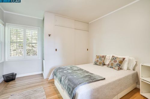 1399 Grv Way, Concord CA  94518-1208 exterior