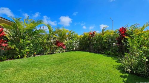 4126 Papu Cir, Honolulu HI  96816-4837 exterior