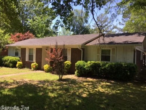 2109 West St, Conway, AR 72032-2617