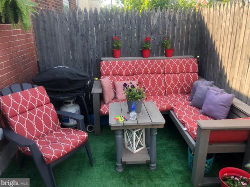 1126 Olden Ave, Trenton NJ 08610-2921 exterior