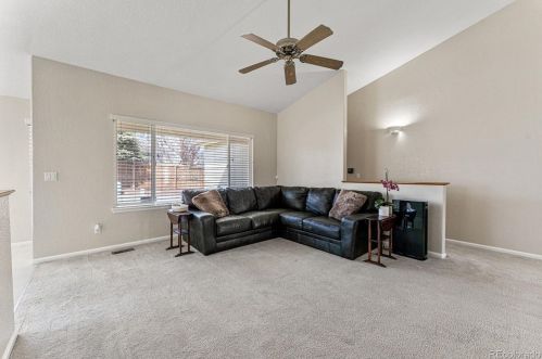 4712 Danube Cir, Aurora CO  80015-4958 exterior