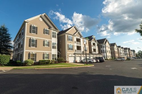 2038 Edward Stec Blvd, Edison, NJ 08837-7006