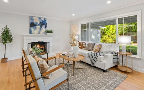 1720 Havenhurst Dr, Los Altos, CA 94024-5820