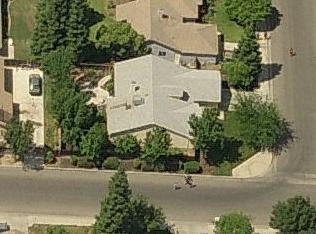2437 Wapoma Ave, Fresno, CA 93722-6855
