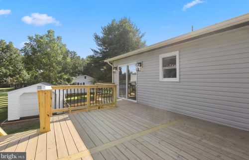 2713 Fallsmont Dr, Fallston MD  21047-2248 exterior