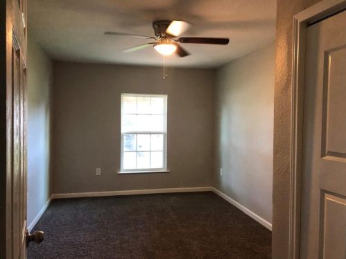 1229 Pyburn St, Angleton TX  77515-5110 exterior